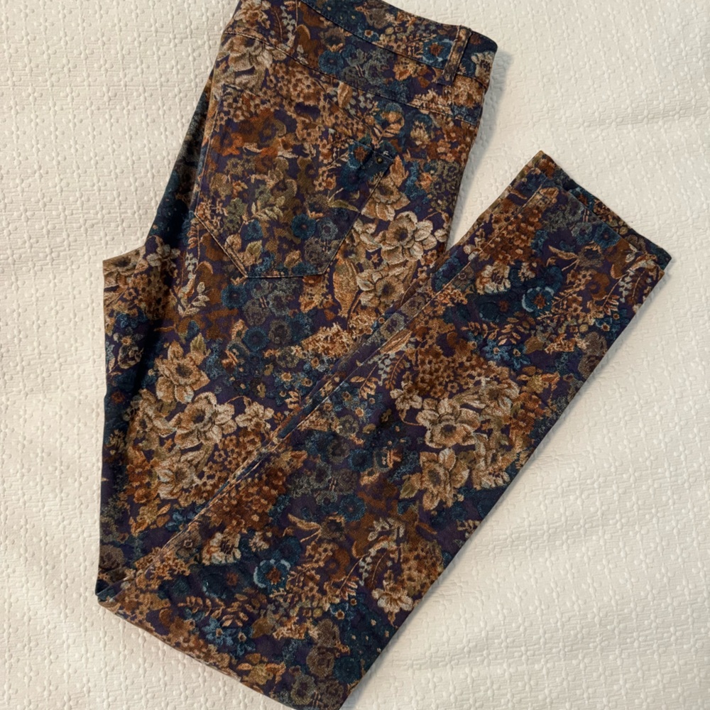 Zara Flowered Jeans